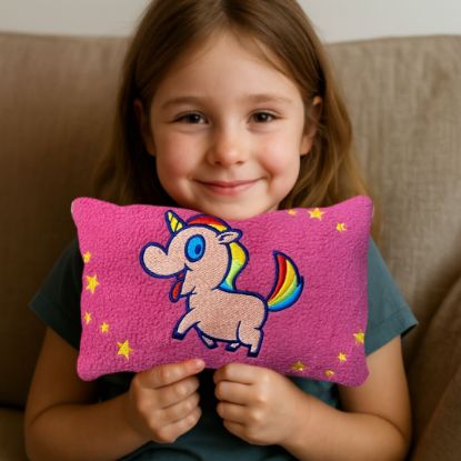 Zeige Details für Kuschelkissen mit Regenbogen-Einhorn – Magie zum Anfassen! Bild von Kuschelkissen mit Regenbogen-Einhorn – Magie zum Anfassen!